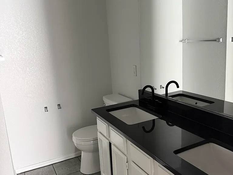 7453 Plaza Taurina Dr — Photo 11