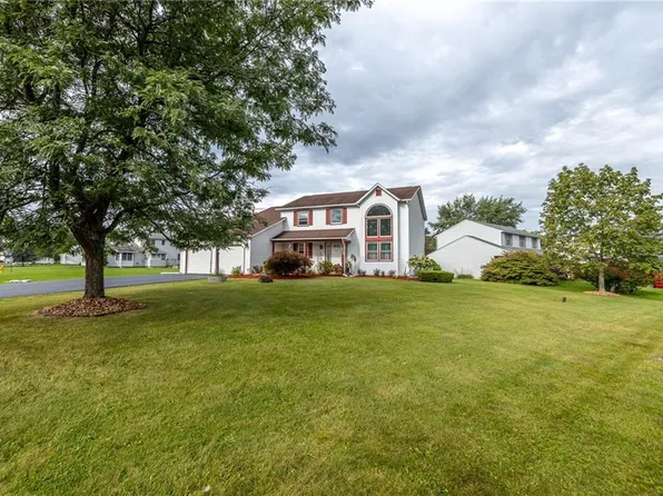 6085 Laramie Ln, Cicero, NY 13039