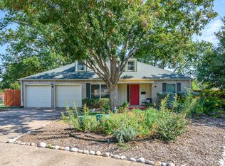 520 Winchester Dr, Richardson, TX 75080