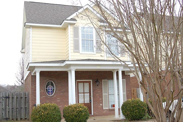 1st image of 104 Greystone Blvd