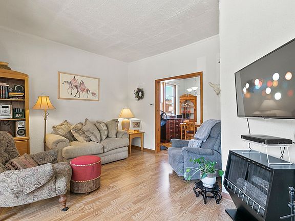 4th image of 9829 S Clifton Park Ave