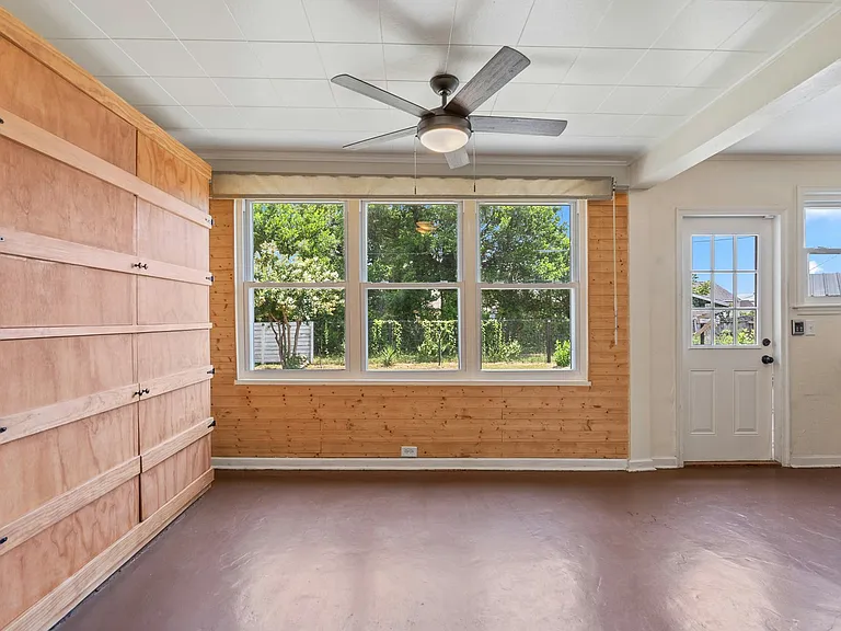 212 SE Kalash Rd — Photo 14