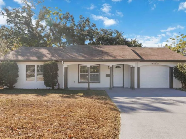 8026 Hunters Whip Row, Hudson, FL 34667