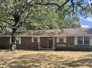 1809 Meadowlake Rd, Conway, AR 72032