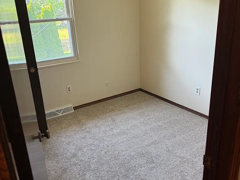 5886 Riverton Rd — Photo 8