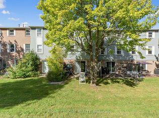 1984 John St, Markham, ON L3T1Z1