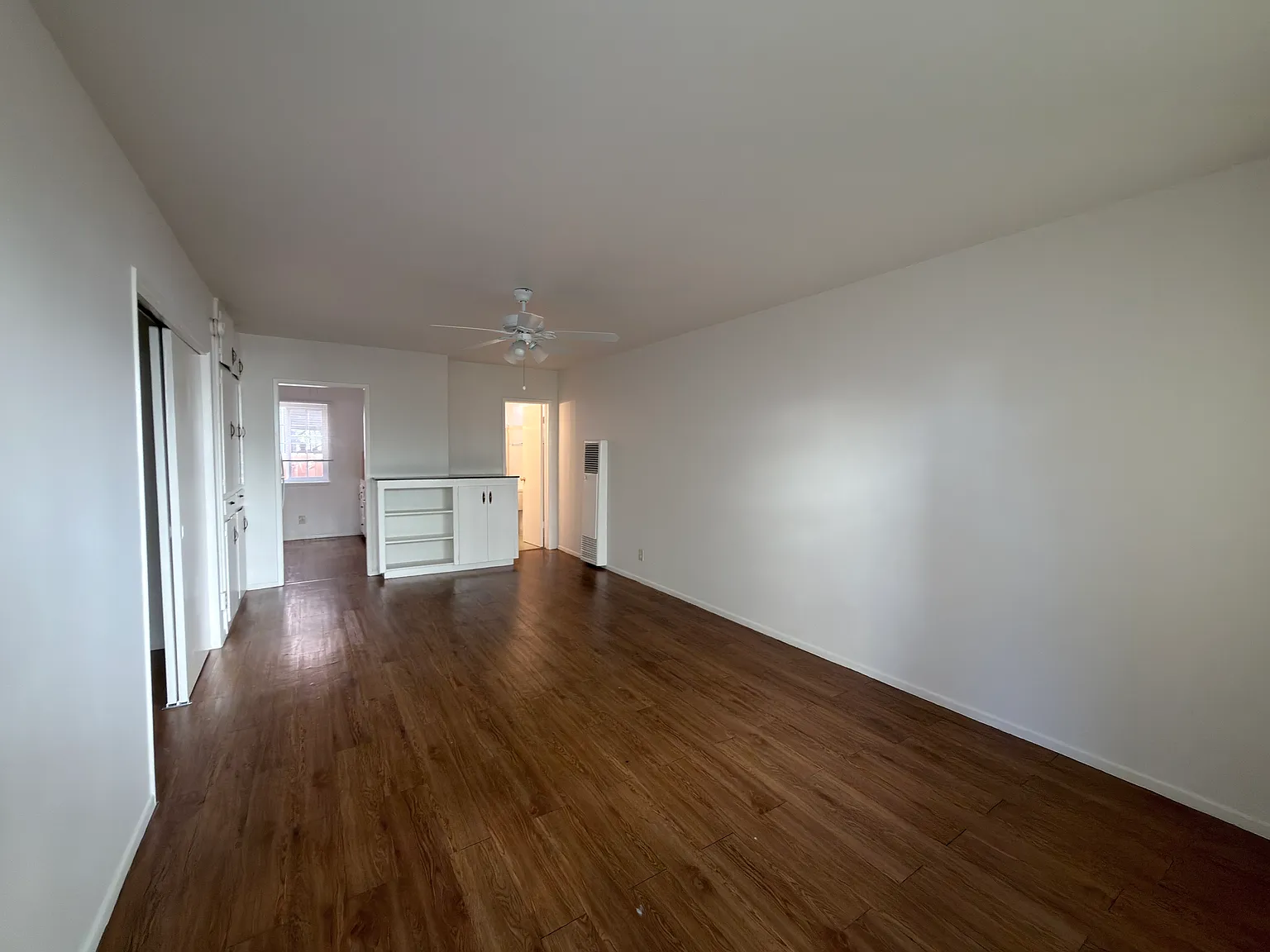 Studio, 450 sqft, $1,800 — Photo 2