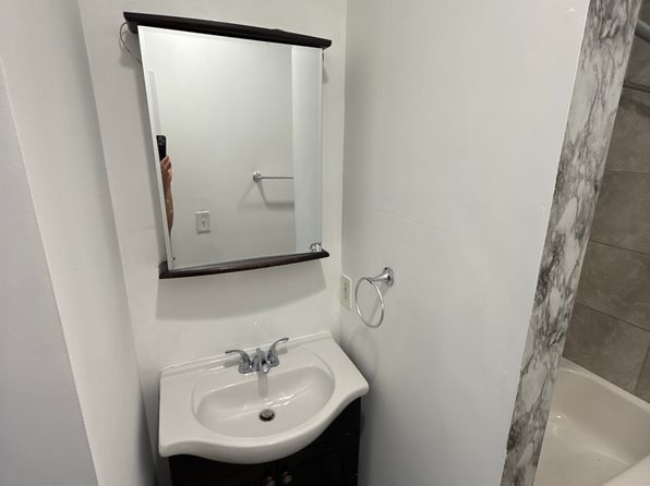 1012 Kilsyth Rd APT 1R