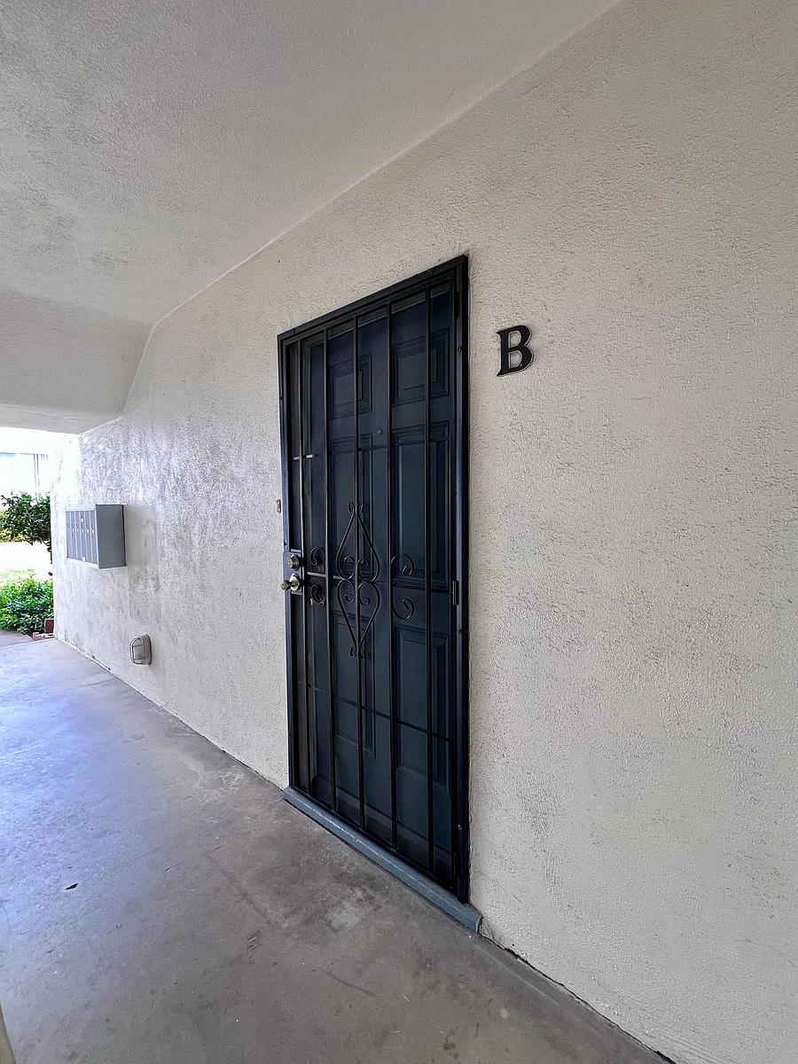 Building Photo - 1670 Amberwood Dr #B