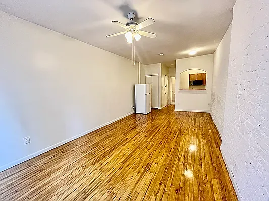 Rented by Compass | media 3