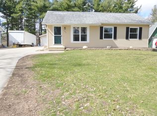 142 Circle Dr, Springville, IA 52336