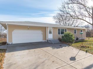 58 119th Cir NE, Blaine, MN 55434