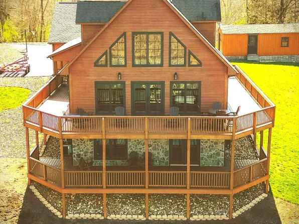 4187 Jennings Rd, Pulaski, VA 24301