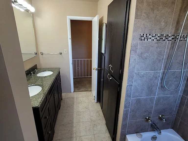 3917 Applewood Dr — Photo 23