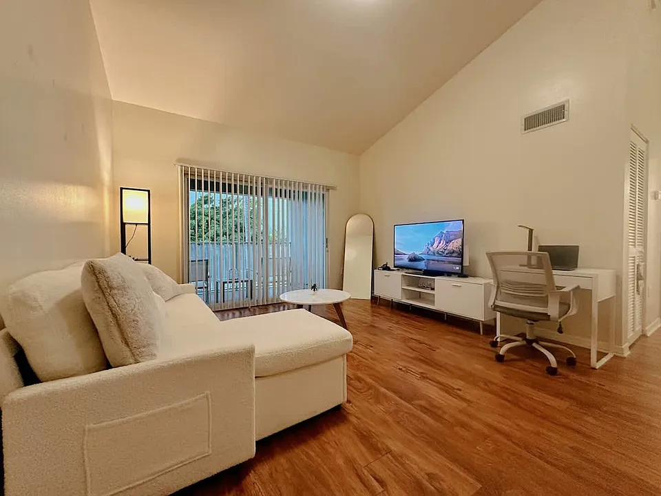 SW 111th Ln