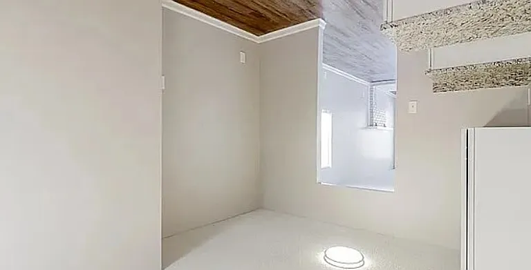 8219 Rugby Ave — Photo 3