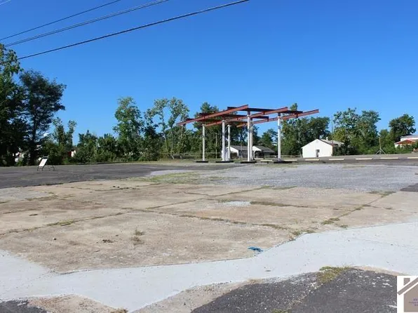 413 N 8th St, Mayfield, KY 42066