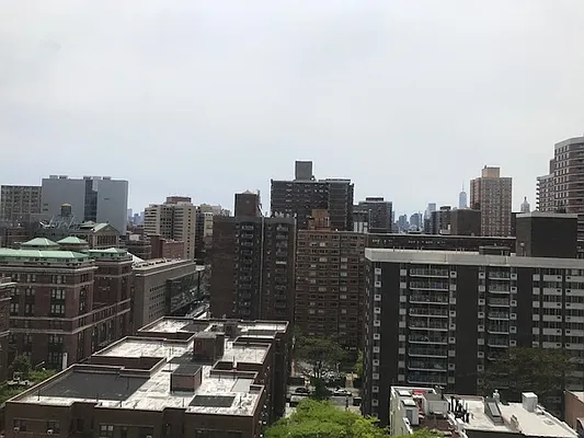 Rented by R New York | media 23