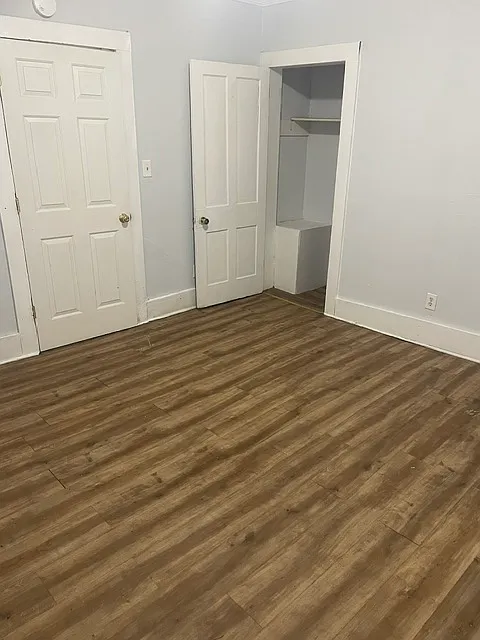 3 bed, 1400 sqft, $1,100 — Photo 2