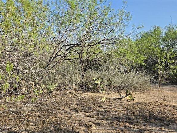 4th image of 7622 N Los Charcos Dr
