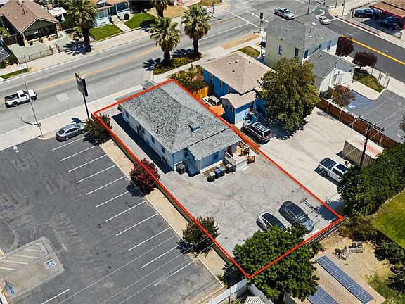 2nd image of 1107 Orange St