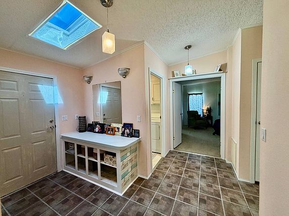5th image of 2261 Parkland Dr #96