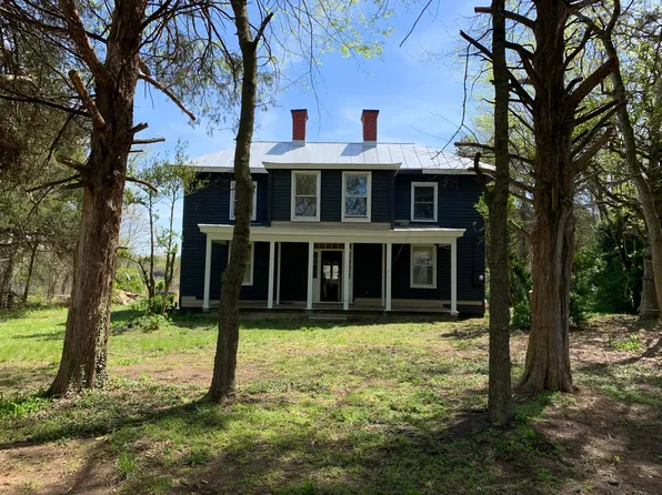 83 Brickhouse Rd, Louisa, VA 23093