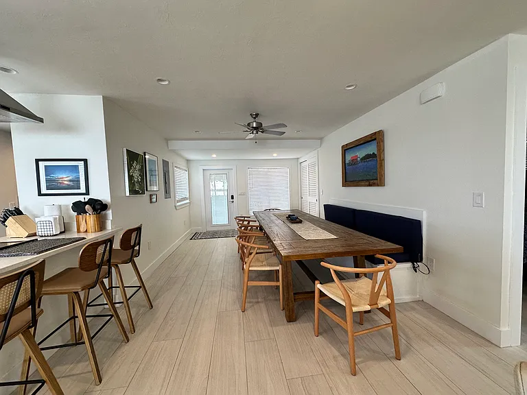 11569 Island Ave — Photo 6