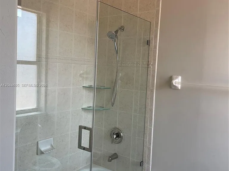 15431 SW 39th Ter — Photo 20