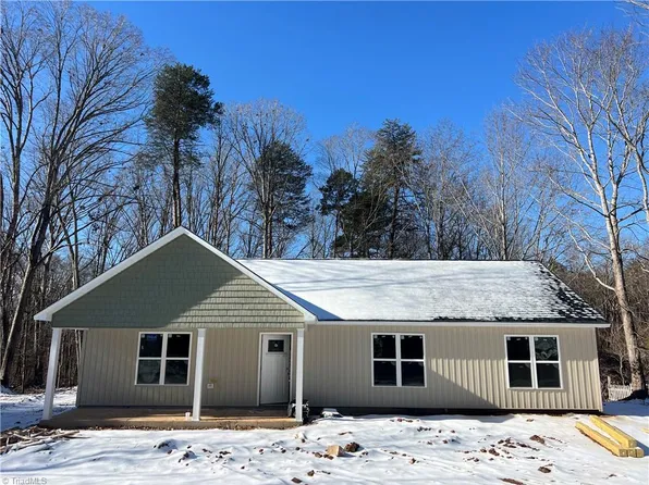 4940 Reid Rd, Winston Salem, NC 27107