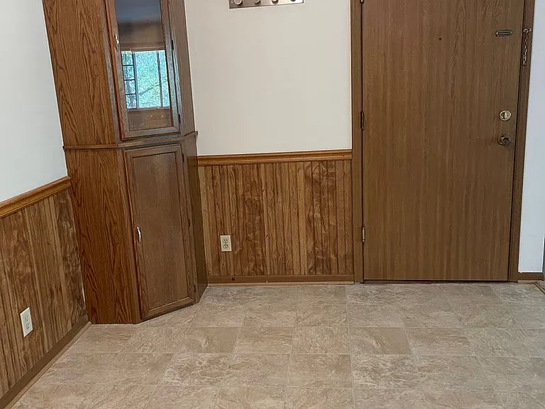 Pineview — Photo 60
