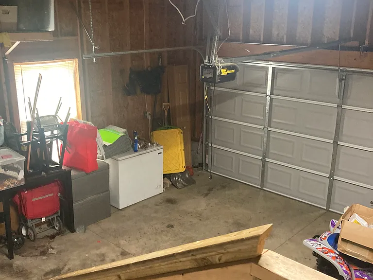 600 E Moody Dr — Photo 7