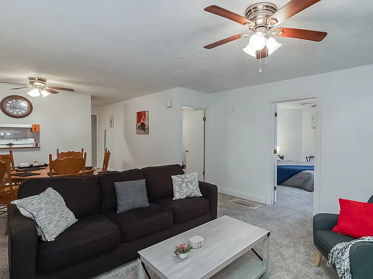 334 E High St #2 — Photo 11