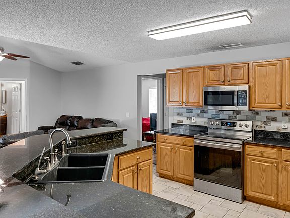 4th image of 1432 Saddleridge Dr #2