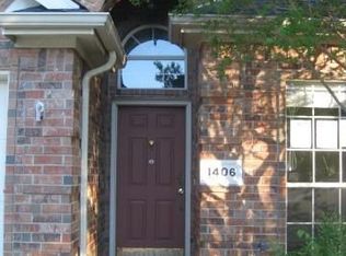 1406 Oxford Dr, Mansfield, TX 76063