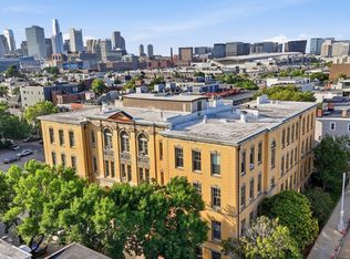 350 W 4th St APT 310, South Boston, MA 02127