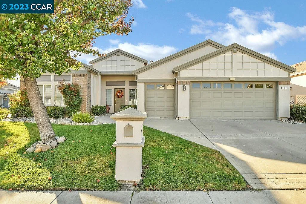 89 Pippin Dr photo 1