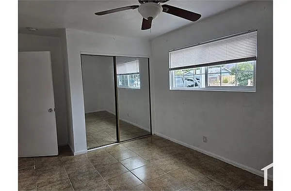 Building Photo - 160 N Sheriff Ave #1