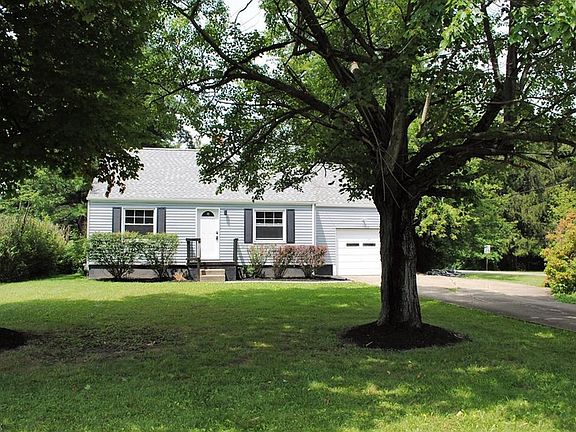 2nd image of 4576 East Dr