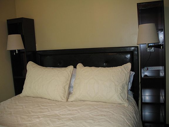 5th image of 803 Alton Ave #1
