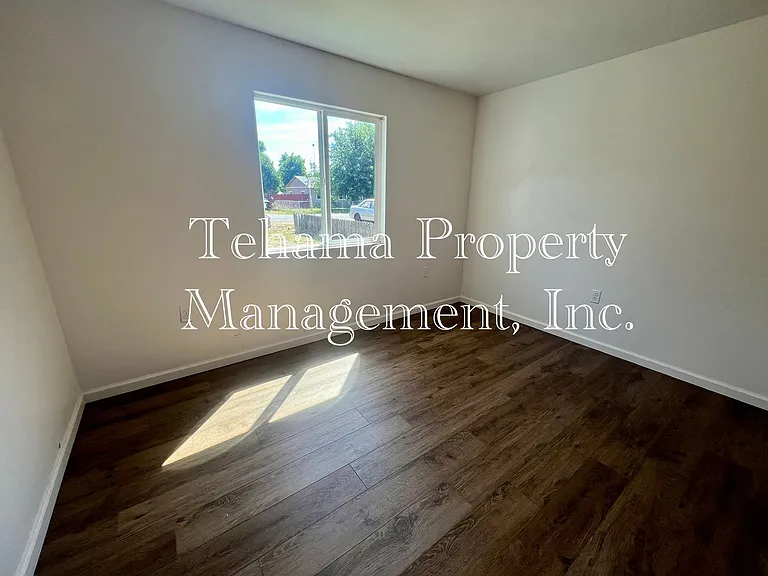627 Santa Maria Ave — Photo 5