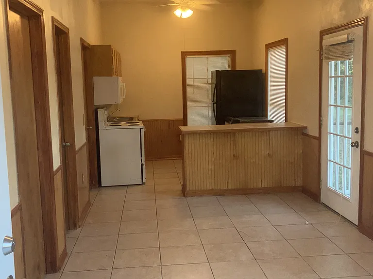 164B Golden Meadow Dr — Photo 6