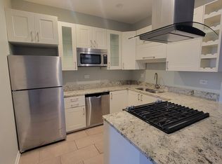 2209 N Clybourn Ave APT 1, Chicago, IL 60614