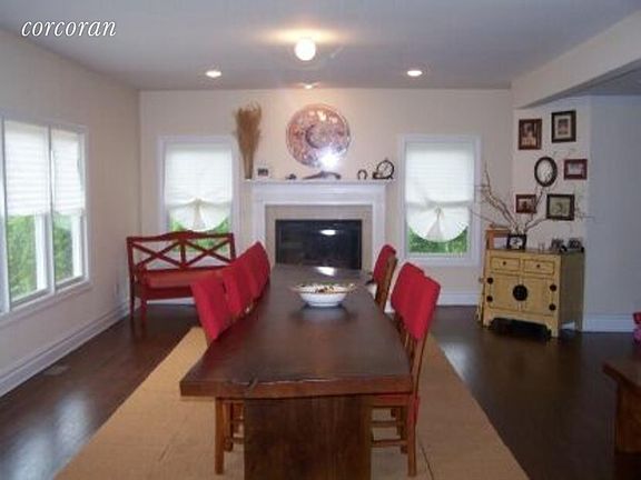 5th image of 94 Corbett Dr