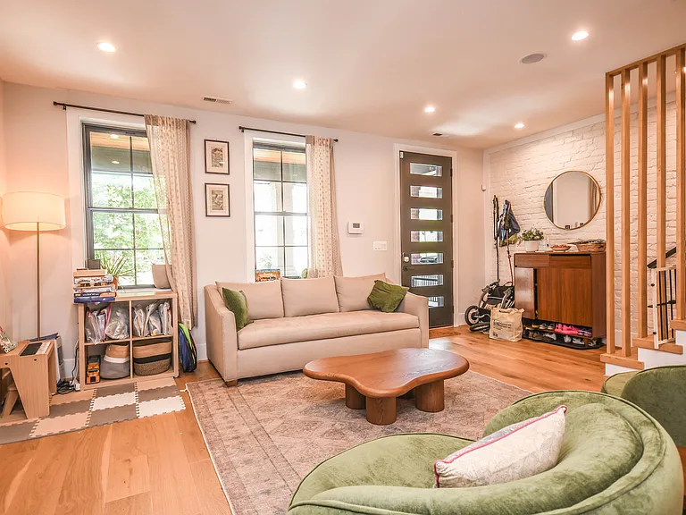 1368 Randolph St NW — Photo 23