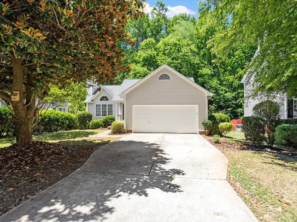 1304 Cane Creek Dr, Garner, NC 27529