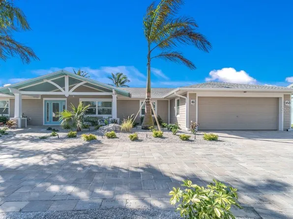 626 Foxworth Ln, Holmes Beach, FL 34217