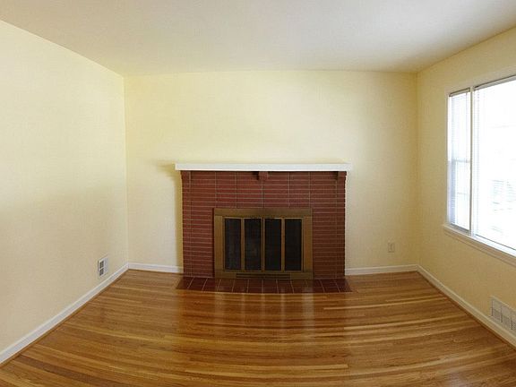 2nd image of 3005 Dale Ann Dr