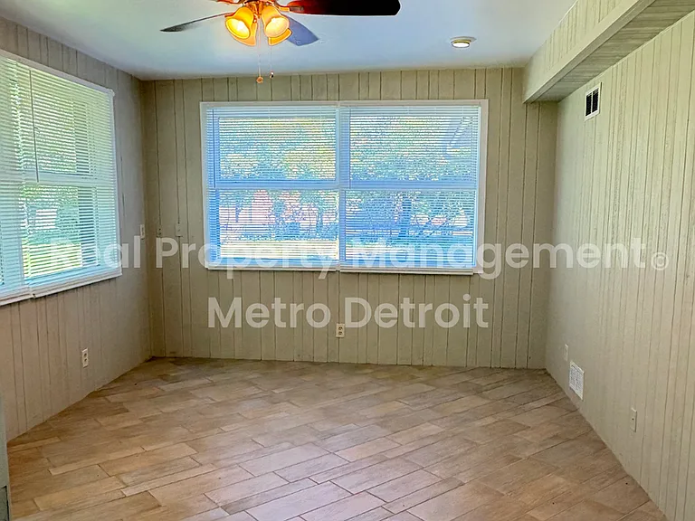 32505 Bell Vine Ct — Photo 14
