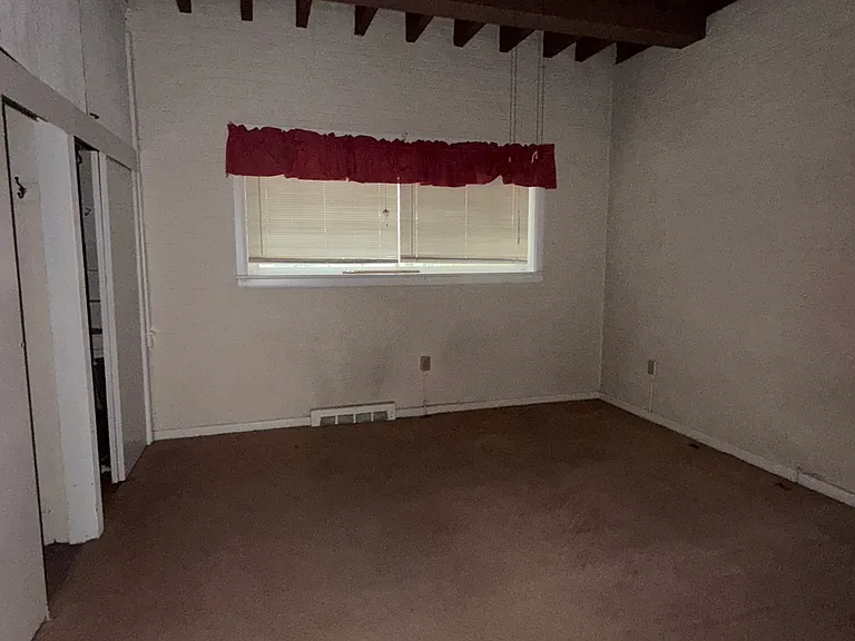 1516 Howard Ave #1 — Photo 9